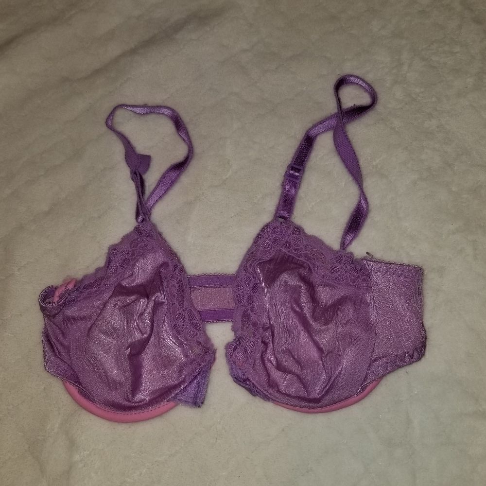 34B vintage Victoria's secret gold label Vintage